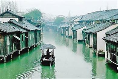 努力跳跃